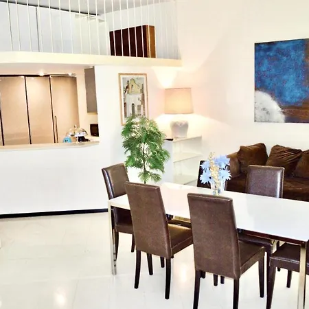- Walk To Navona - Full Kitchen - Fast Wi-fi & A-c Apartment