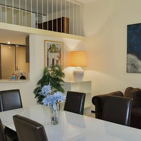 - Walk To Navona - Full Kitchen - Fast Wi-fi & A-c Apartment