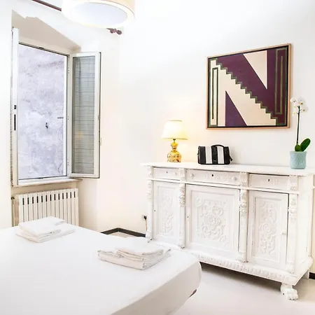 - Walk To Navona - Full Kitchen - Fast Wi-fi & A-c